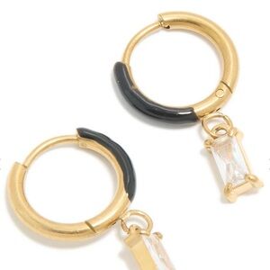 EARRINGS 🗝️ Lovisa Waterproof Gold Plated Stainless Black Enamel Charm Huggies